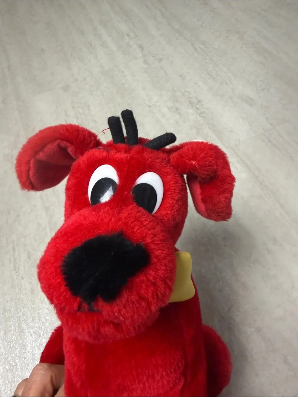 Vintage 2001 Clifford the Big Red Dog Plush stuffie